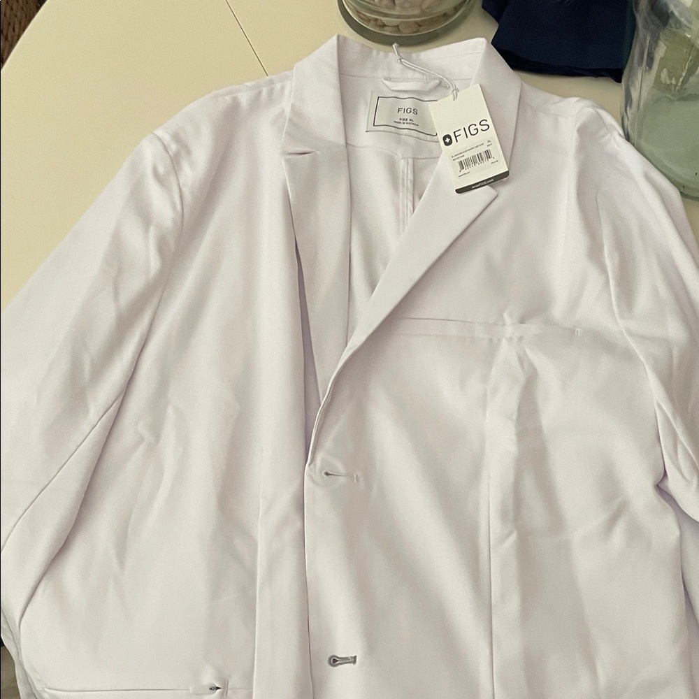 Figs Classic White Lab Coat